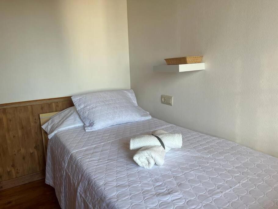 Atico Luminoso Centrico Y Comodo Apartment Figueres  Exterior photo