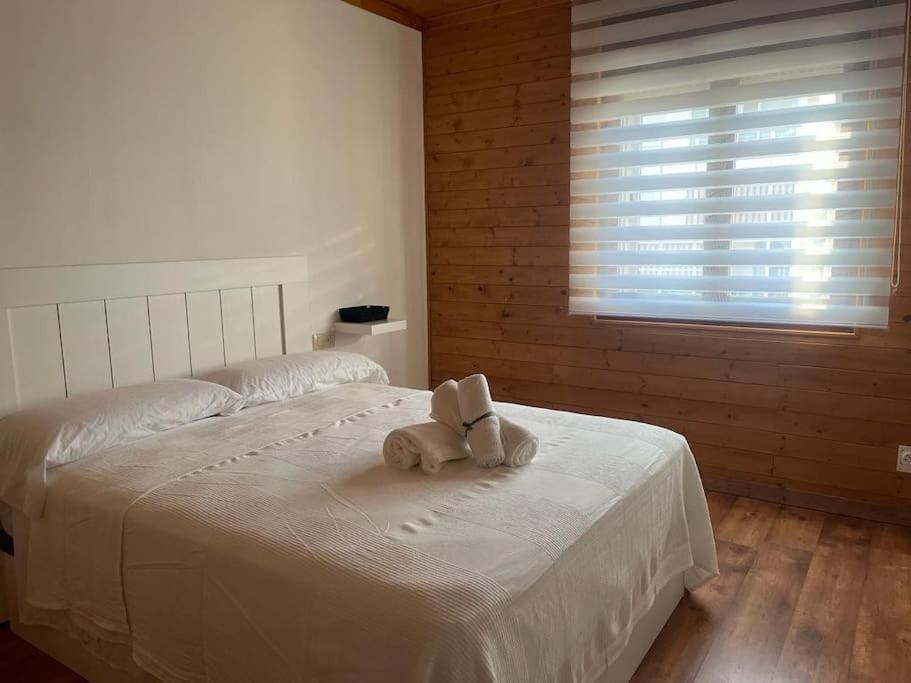 Atico Luminoso Centrico Y Comodo Apartment Figueres  Exterior photo